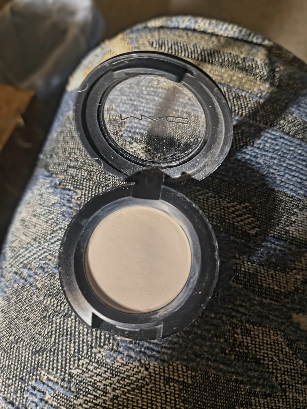 MAC Cosmetics Matte Eye Shadow — Blanc Type Discontinued Brand New